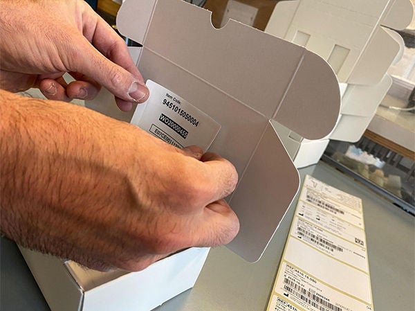 サトーPJM RFIDタグの取り付け