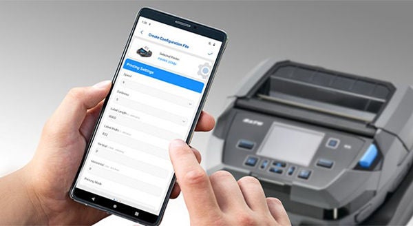 satoさん専用設定中 サトー、「スマートフォンでラベルプリンタの設定を行う